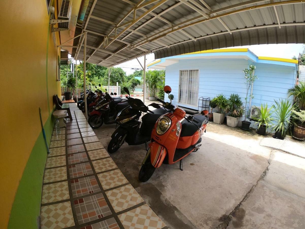 Thippawan Bungalow Ко-Січанг Екстер'єр фото