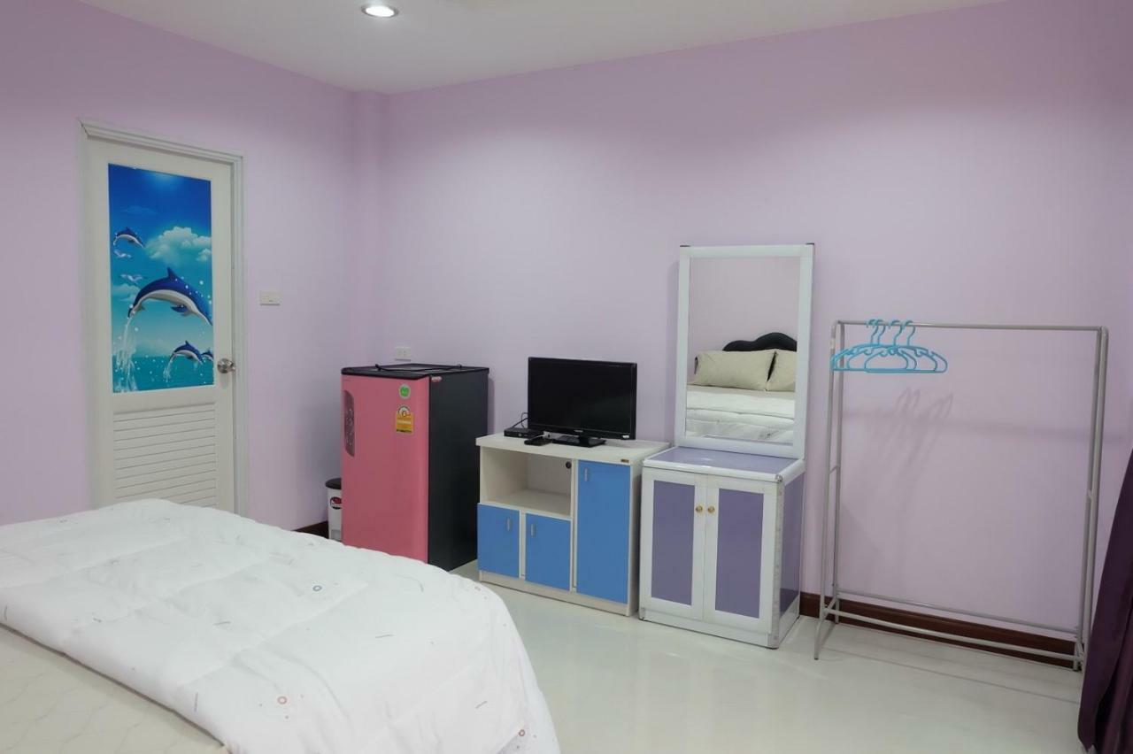 Thippawan Bungalow Ко-Січанг Екстер'єр фото